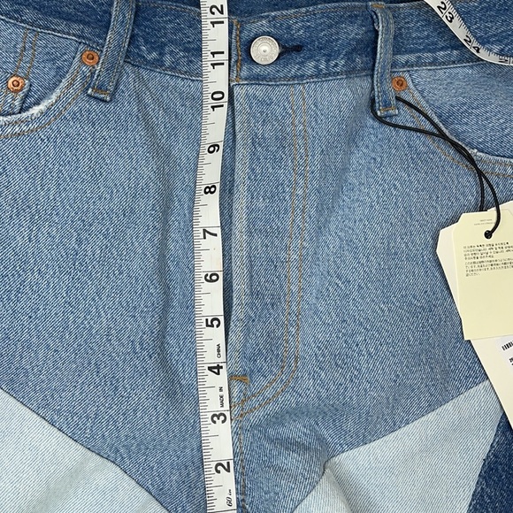 LEVI’S•SHORTS - Picture 8 of 11